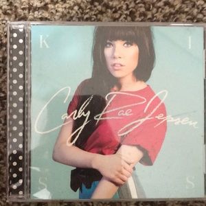 Carly Rae Jepsen Kiss